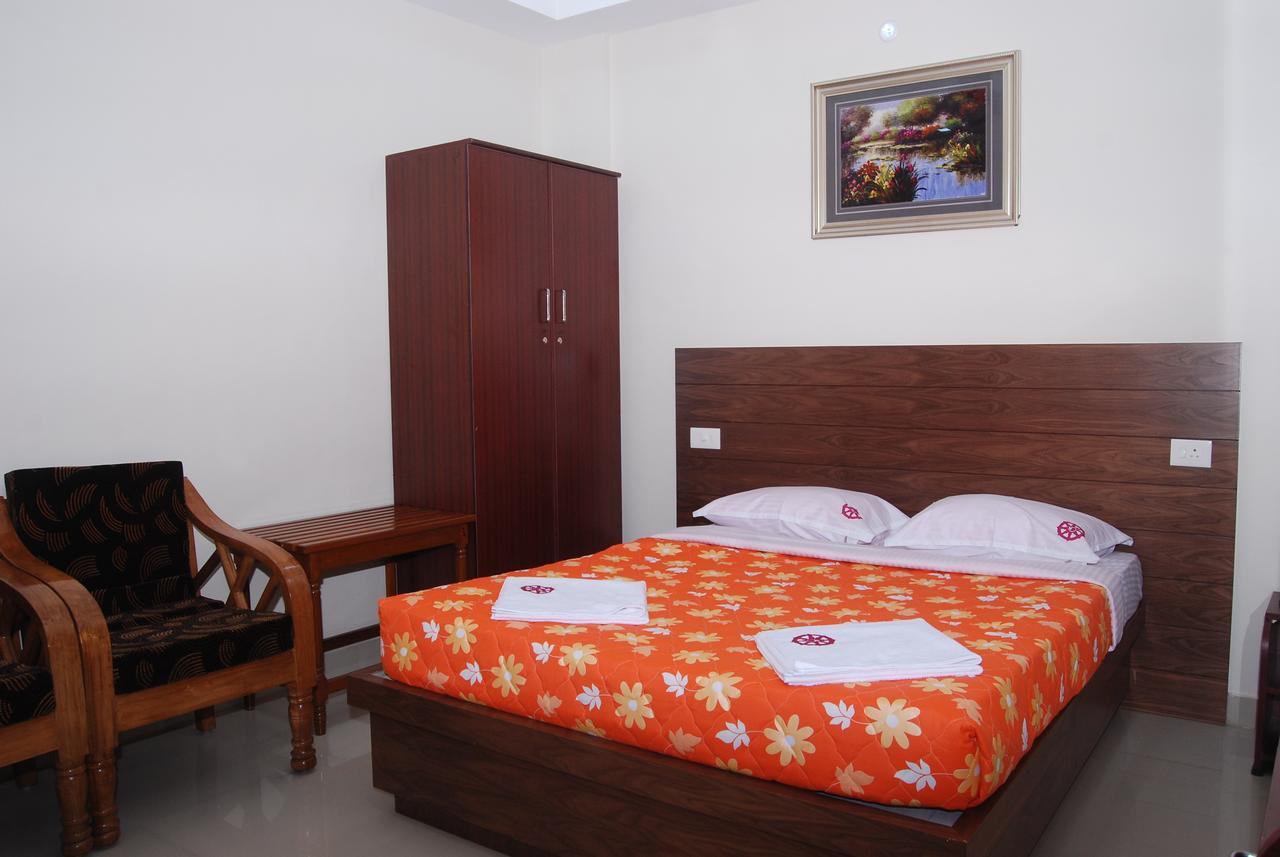 Chakraa Residency Hotel รามนาถปุรัม ภายนอก รูปภาพ