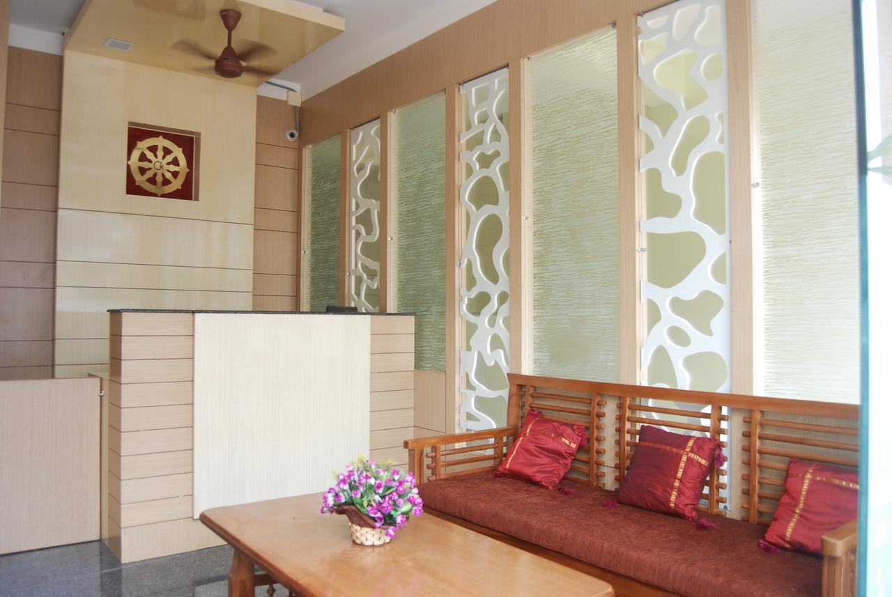 Chakraa Residency Hotel รามนาถปุรัม ภายนอก รูปภาพ